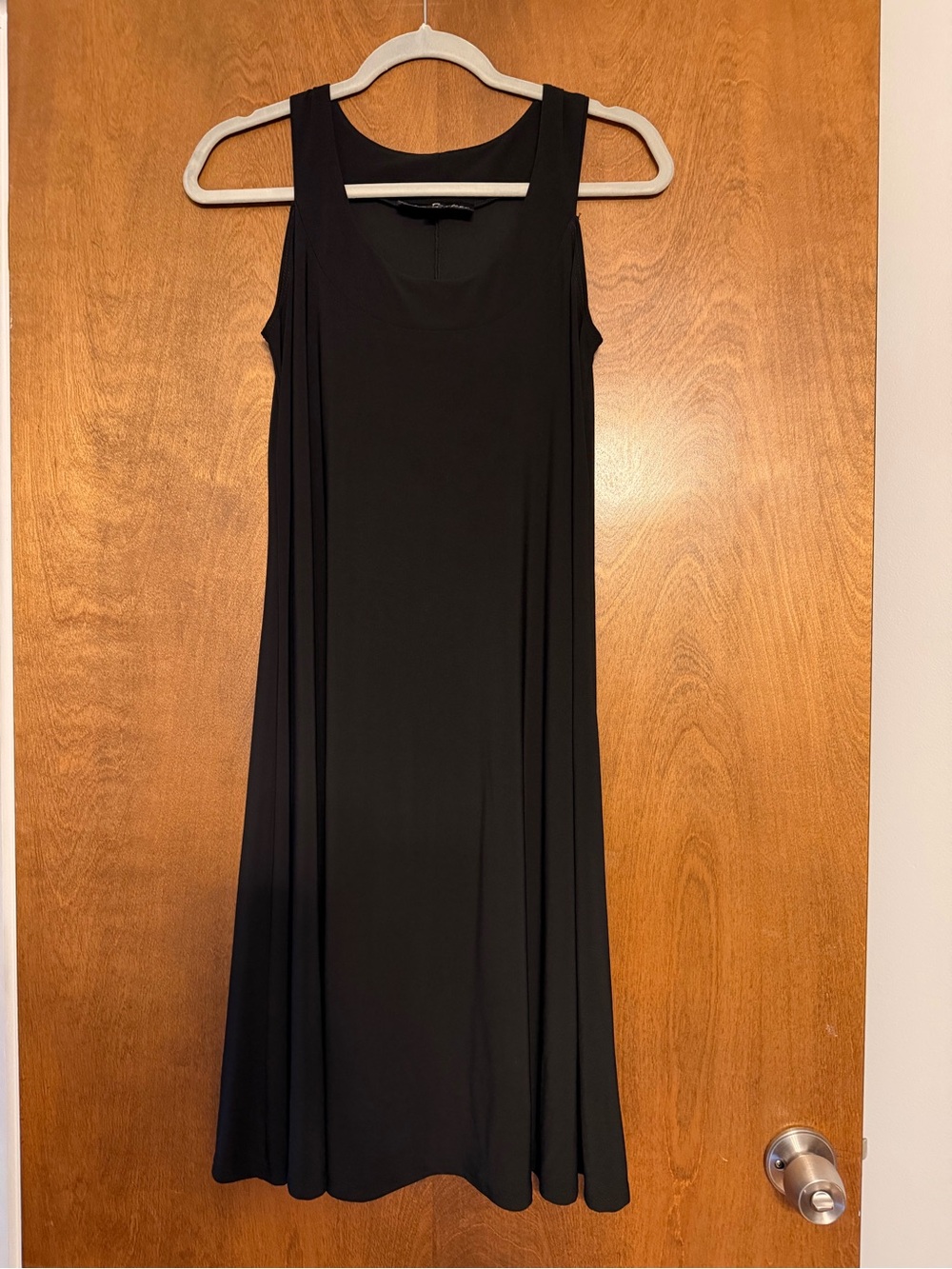 Sleeveless Black Midi‎ Dress - Classic A-Line Silhouette